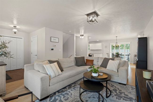 Living Room - ML | Image 7