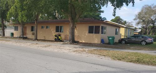 01-1296 Ne 110th Ter, Miami, FL, 33161-7625 | Card Image