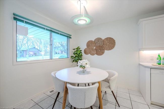 46 Gilmour Cres, House other with 3 bedrooms, 2 bathrooms and 3 parking in Kitchener ON | Image 10