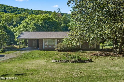 369 Back Valley Rd, Oliver Springs, TN, 37840 | Card Image