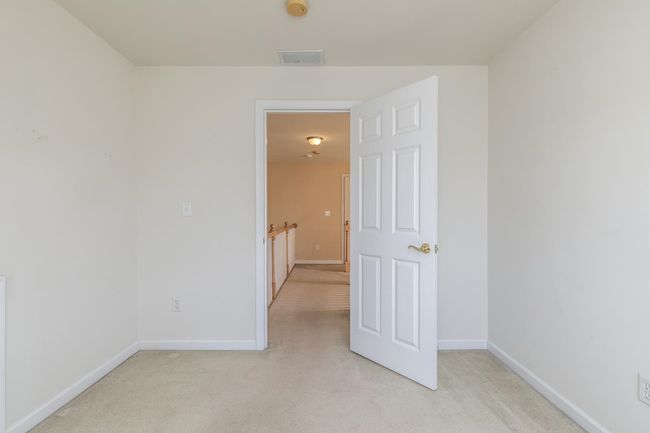 16 - 16 S Parrish Dr, Condo with 2 bedrooms, 3 bathrooms and null parking in Londonderry NH | Image 30