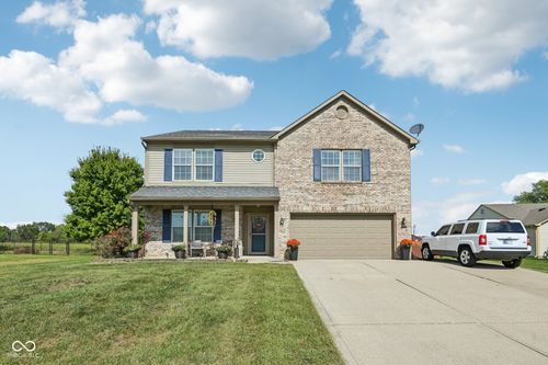 216 Oakview Dr, Mooresville, IN, 46158-2758 | Card Image