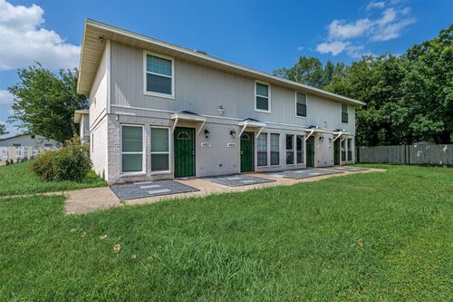 4917 Miller Ave, Fort Worth, TX, 76119-5011 | Card Image