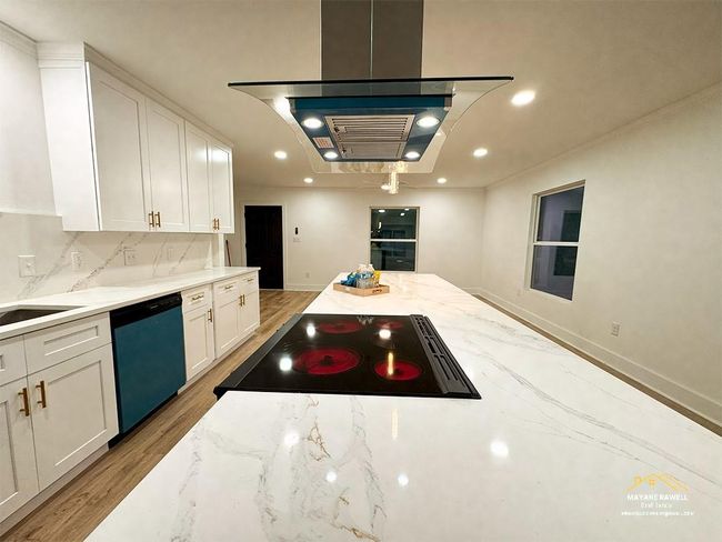 2245 5 Th St, House other with 4 bedrooms, 2 bathrooms and 2 parking in Port Neches TX | Image 9