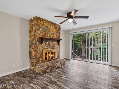 3-1672 El Camino Rd, Jacksonville, FL, 32216-8833 | Card Image