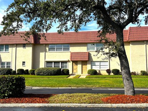 23-10037 62nd Ter N, St Petersburg, FL, 33708-4550 | Card Image