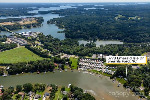 6778 Emerald Isle Dr, Sherrills Ford, NC, 28673-9355 | Card Image