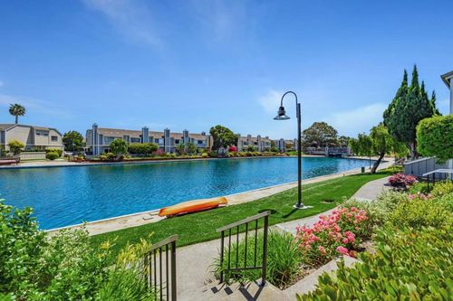 843 Juno Ln, Foster City, CA, 94404-2813 | Card Image