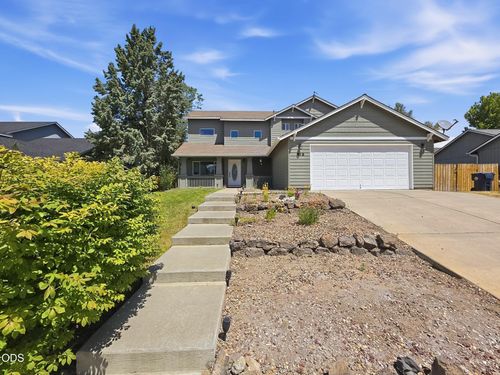 919 Nw Oak Ln, Redmond, OR, 97756-1081 | Card Image