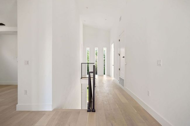 1 - 2611 Davis Ln, Condo with 4 bedrooms, 4 bathrooms and 2 parking in Austin TX | Image 27