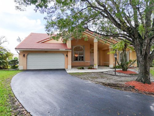 5743 Nw 100th Way, Coral Springs, FL, 33076-2590 | Card Image