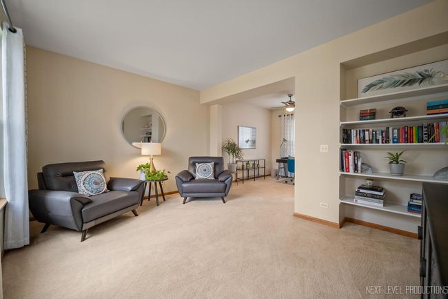 207 E Park Ave, House other with 3 bedrooms, 4 bathrooms and 2 parking in Sugar Grove IL | Image 6