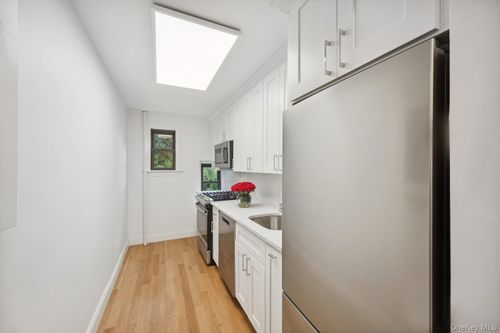 apt-6-18 Palmer Ave, Bronxville, NY, 10708-3413 | Card Image