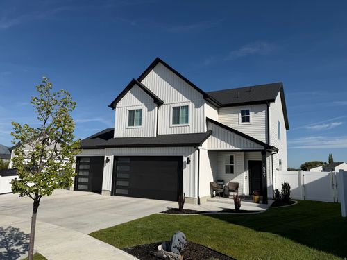 1537 Swallow Cir, Logan, UT, 84339-6759 | Card Image