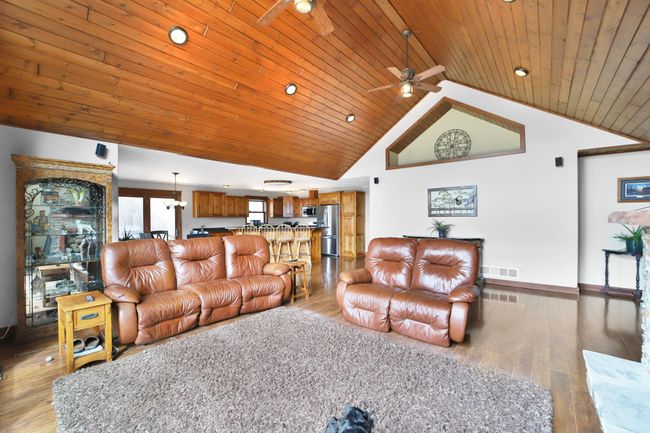 1572 44 Th St Sw, House other with 4 bedrooms, 4 bathrooms and null parking in Jenkins MN | Image 7