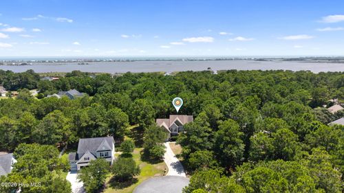 107 Dolphin View Ct, Sneads Ferry, NC, 28460-8304 | Card Image