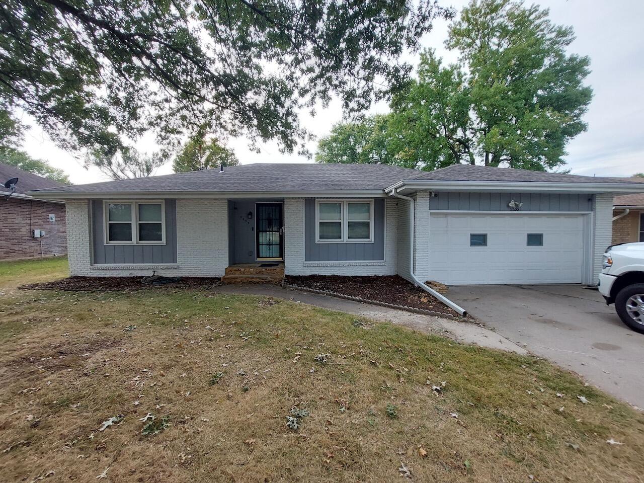 National Ave, Springfield, MO 65804