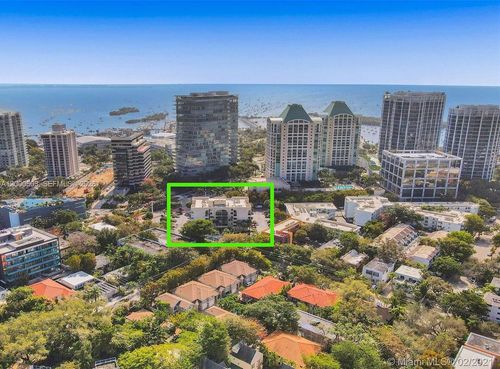 apt-204-2715 Tigertail Ave, Miami, FL, 33133-5340 | Card Image