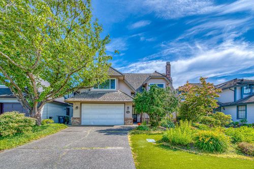 10680 Bissett Dr, Richmond, BC, V7A4L3 | Card Image