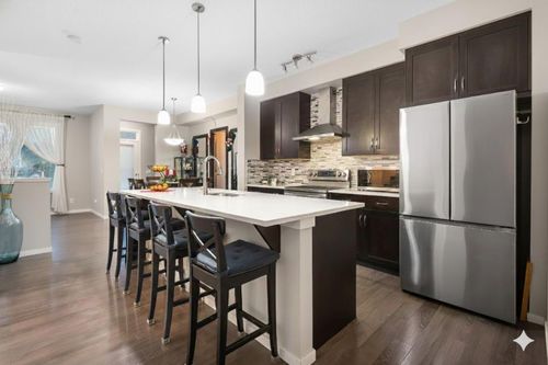 802 Walden Dr Se, Calgary, AB, T2X2J3 | Card Image