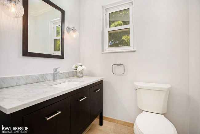 Powder Room | Image 21