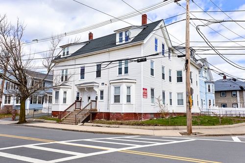 133 Chestnut St, Lynn, MA, 01902-6610 | Card Image