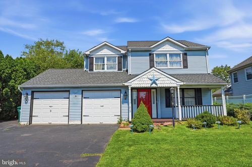 513 Stanford Rd, FAIRLESS HILLS, PA, 19030-4021 | Card Image