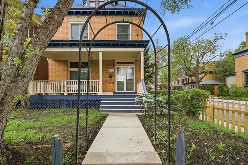 5631 Wellesley Ave, Pittsburgh, PA, 15206-1576 | Card Image