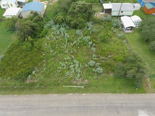 181 Shady Oak Ln, Rockport, TX, 78382-9216 | Card Image