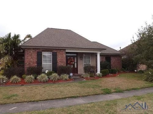 1011 Rebecca Ave, Houma, LA, 70360 | Card Image