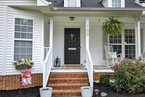 100 Bryars Ct, Lexington, SC, 29072-3852 | Card Image