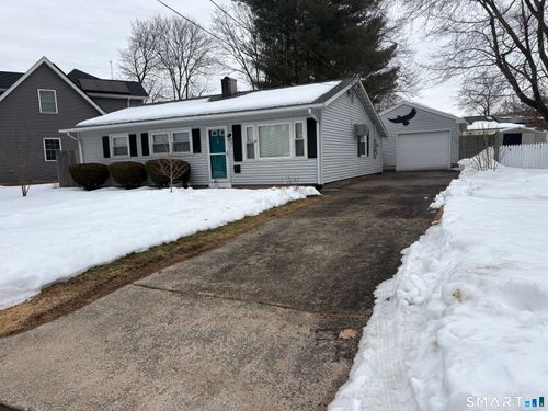 35 Hardwood Rd, Plainville, CT, 06062-1209 | Card Image