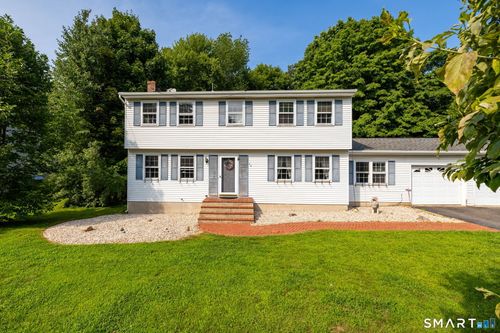 44 W District Road, Farmington, CT, 06085 | Card Image