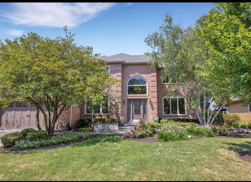 1435 Monarch Cir, Naperville, IL, 60564-9311 | Card Image
