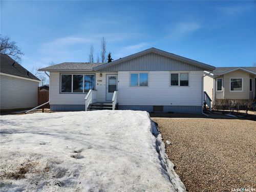 1305 95th Street, Tisdale, SK, S0E1T0 | Card Image