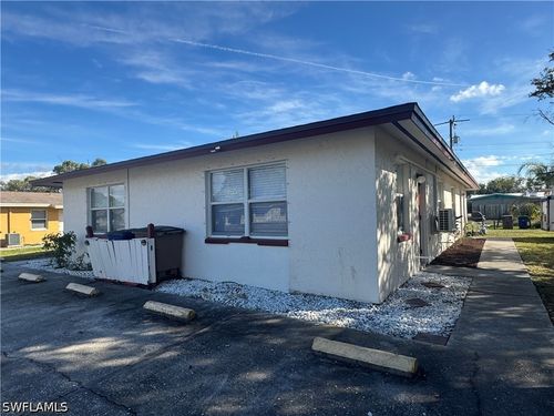 4-13301 1st St, FORT MYERS, FL, 33905-2076 | Card Image
