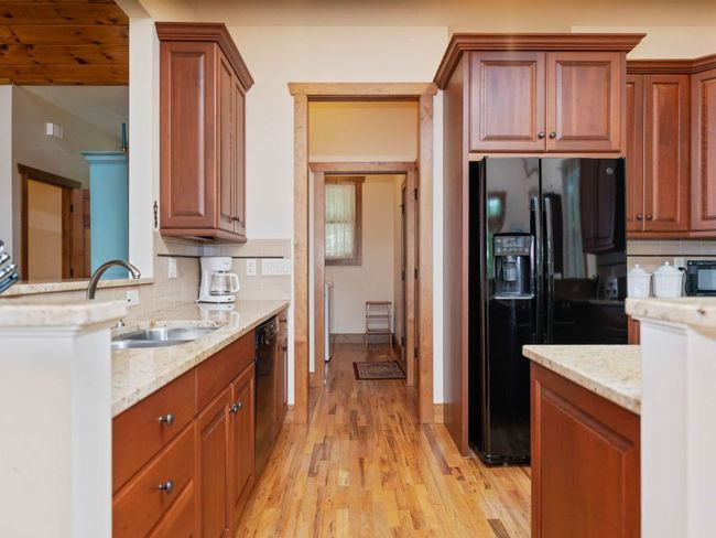 219 Hiwassee Rd, House other with 3 bedrooms, 4 bathrooms and null parking in Lake Toxaway NC | Image 17
