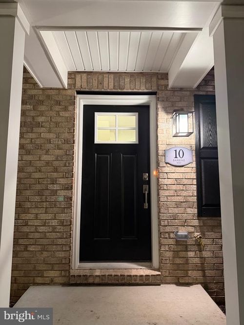 10 Barbine Way, BRIDGEPORT, PA, 19405-1482 | Card Image