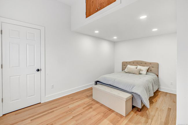 51 Wheeler St, House other with 3 bedrooms, 2 bathrooms and 2 parking in Shelton CT | Image 28