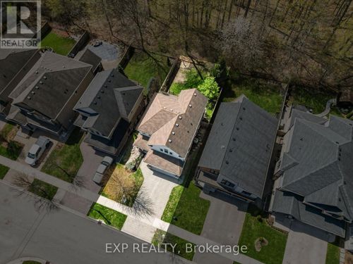 2095 Springridge Drive, London North (North C), ON, N5X0H3 | Card Image