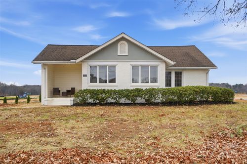 1212 Coddle Creek Hwy, Mooresville, NC, 28115-7787 | Card Image