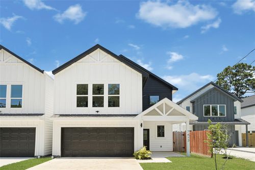7411 Charlie St, Houston, TX, 77088-7601 | Card Image