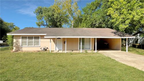 1618 Willow St, Hearne, TX, 77859-3219 | Card Image