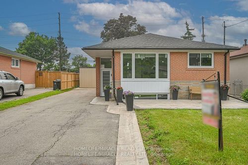 159 Taysham Cres, Etobicoke, ON, M9V1X4 | Card Image