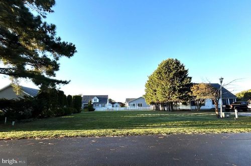 1 Hemlock St, OCEAN VIEW, DE, 19970 | Card Image