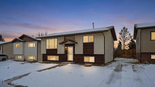 105 Eastman Cres, Red Deer, AB, T4R1X4 | Card Image