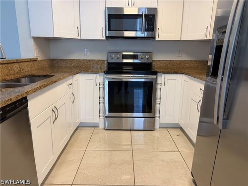 105-1265 Wildwood Lakes Boulevard, NAPLES, FL, 34104 | Card Image