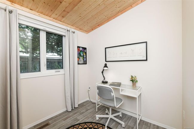 3 - 2625 Mansfield Dr, House other with 2 bedrooms, 1 bathrooms and 2 parking in Courtenay BC | Image 19