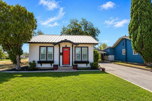 1809 S Lancaster St, Big Spring, TX, 79720-5455 | Card Image