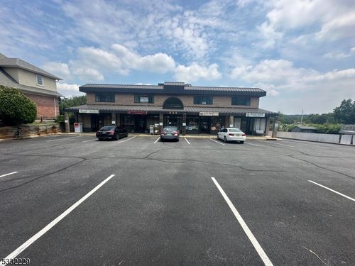 886 Belmont Ave, North Haledon, NJ, 07508-2573 | Card Image